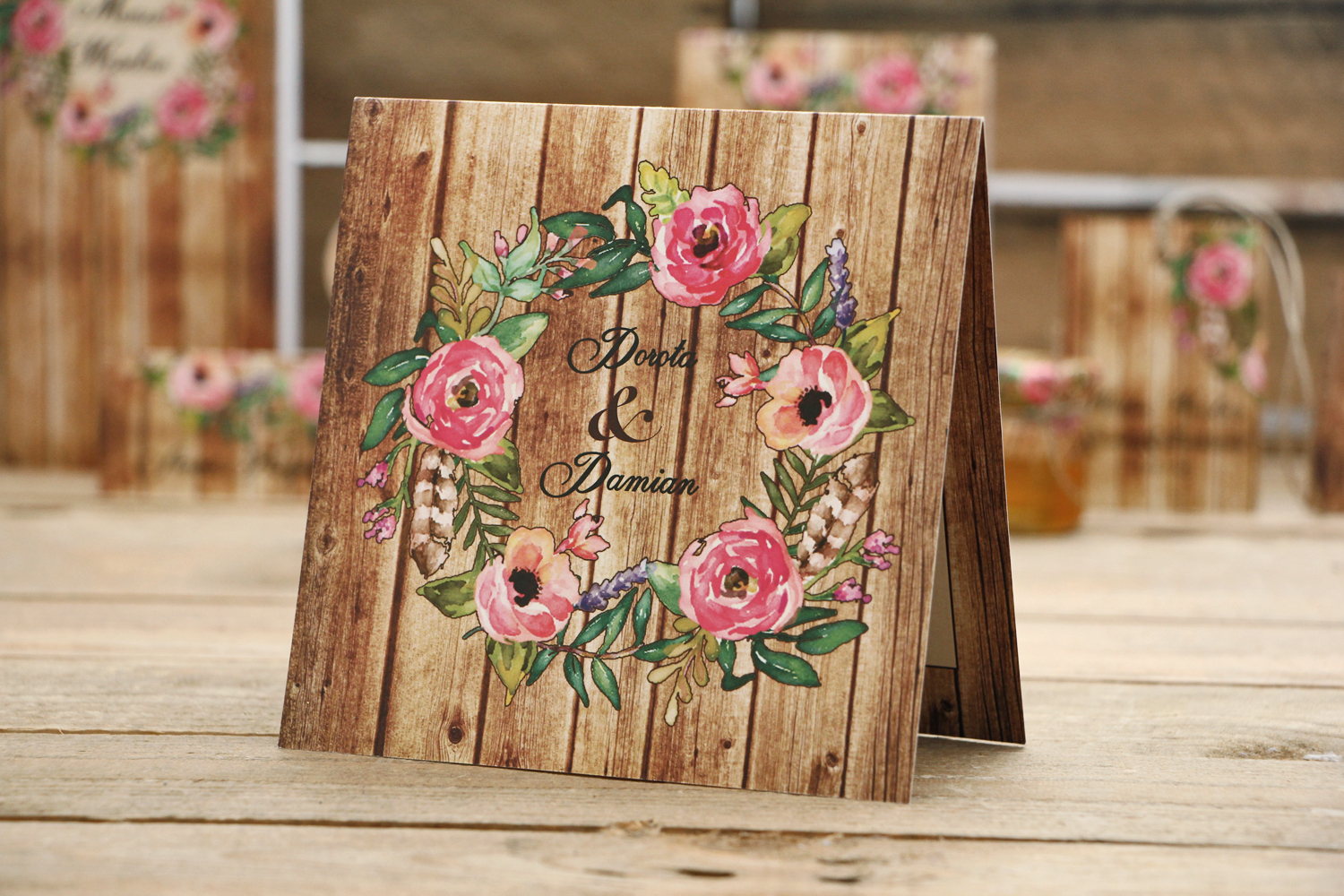 Zaproszenia imitujące drewno z kwiatami - kolekcja Rustykalne